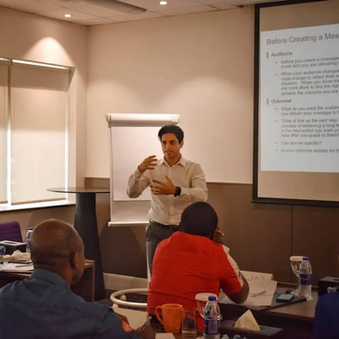 Teaching Storytelling for Sales Class in Dubai