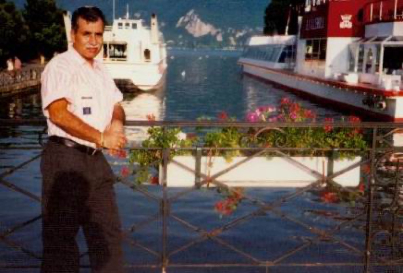 Fayez Mousilli: Switzerland, by the water